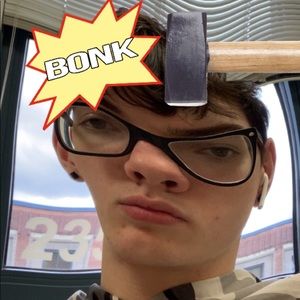 Meet your Posher, Alex